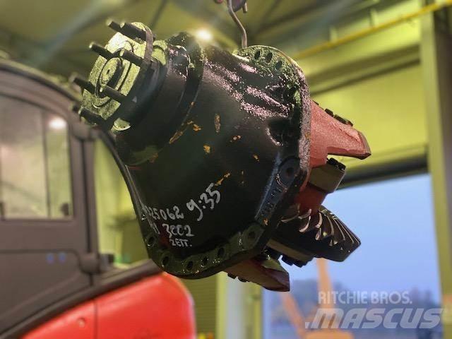  DIFFERENTIAL ZF 8/35 Mosty, wały i osie