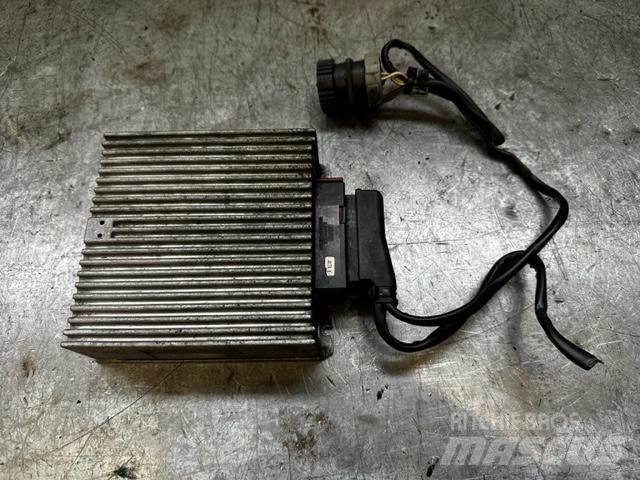  xMulti-in A934 C Kabiny i wnętrze