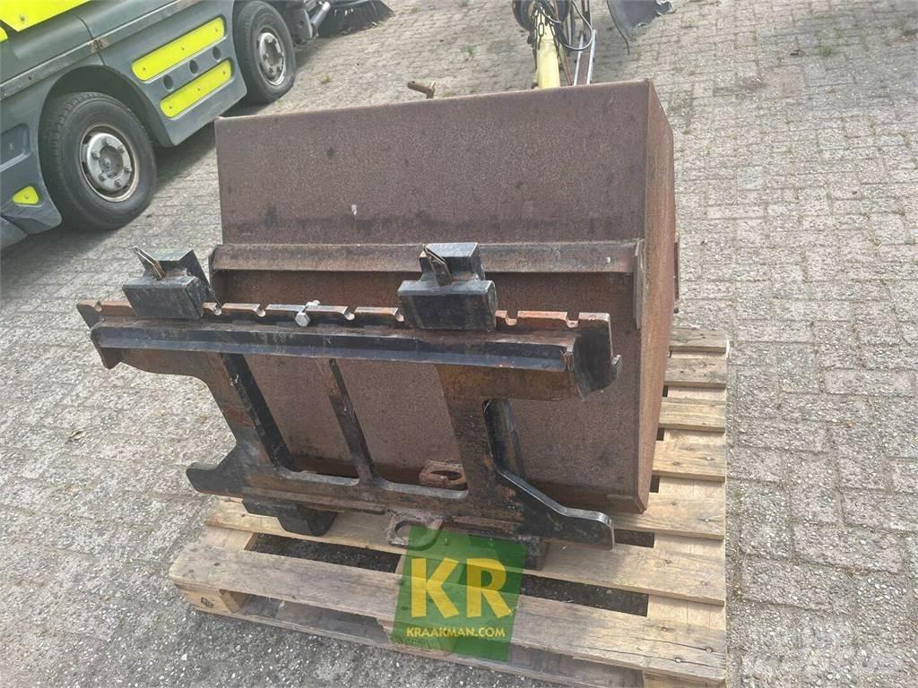 GiANT D332 Ładowacze i koparki czołowe