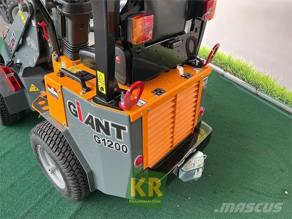 GiANT G1200 Ładowacze i koparki czołowe