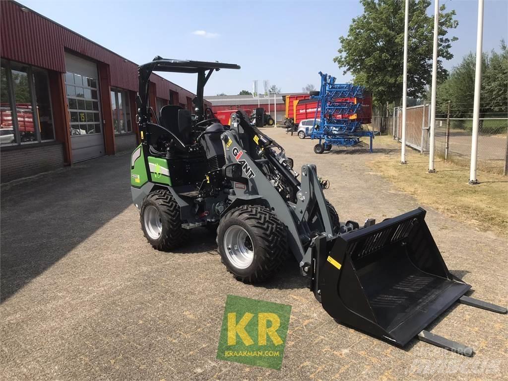 GiANT G2200E Ładowacze i koparki czołowe