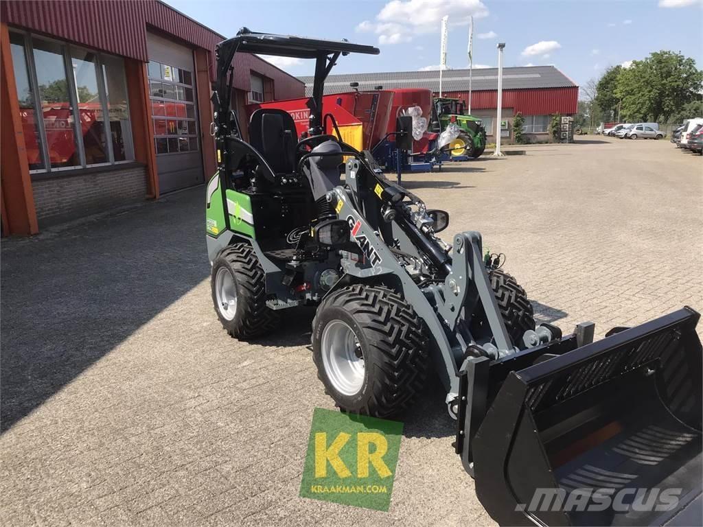 GiANT G2200E Ładowacze i koparki czołowe