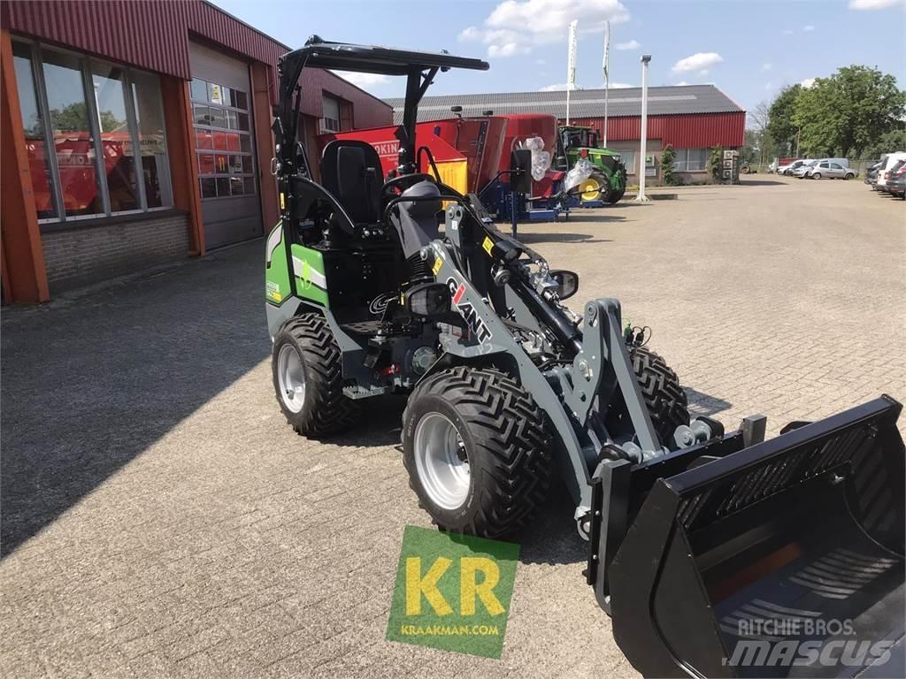 GiANT G2200E Ładowacze i koparki czołowe