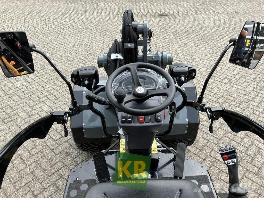 GiANT G2700 HD Ładowacze i koparki czołowe