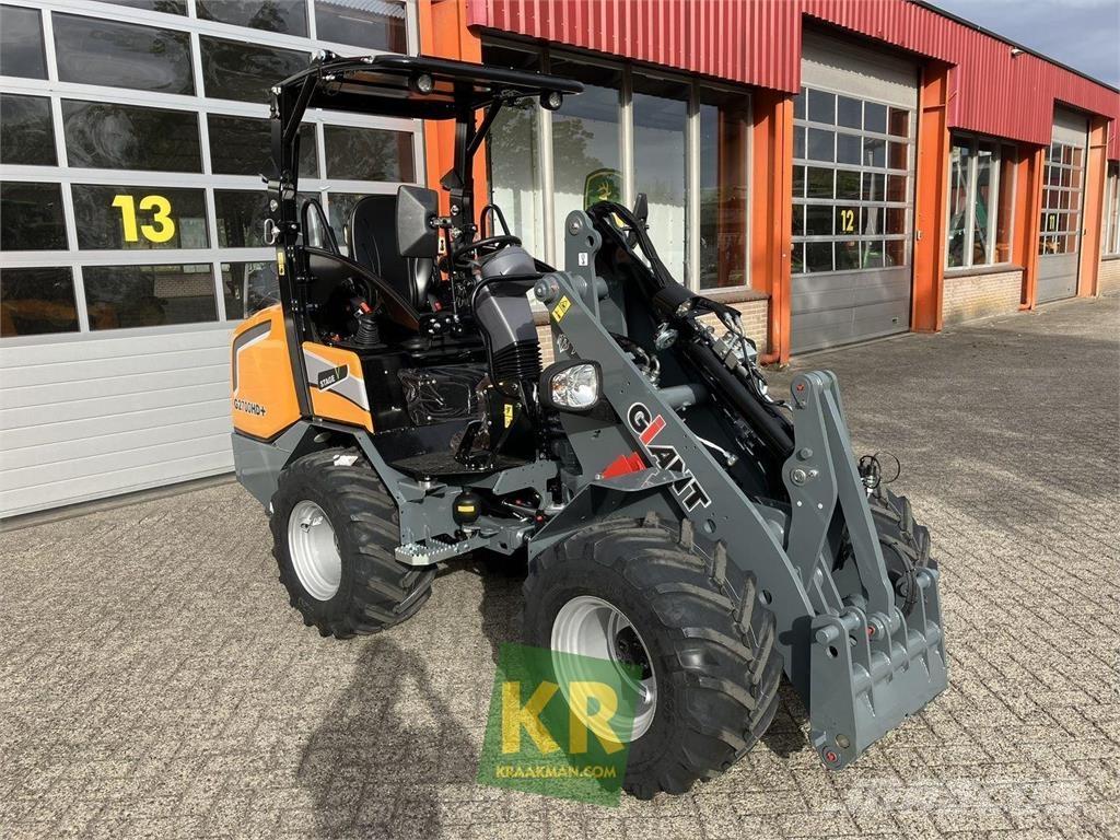 GiANT G2700 HD+ Ładowacze i koparki czołowe