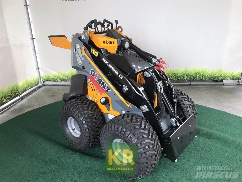 GiANT SK252D Ładowacze i koparki czołowe