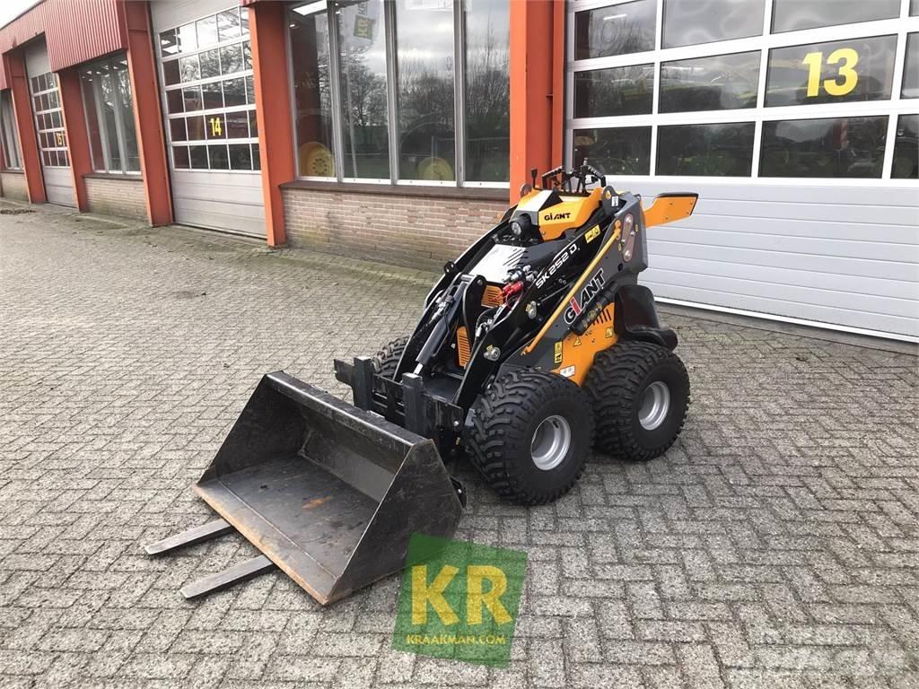GiANT SK252D Ładowacze i koparki czołowe
