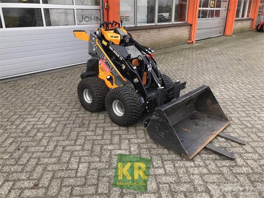 GiANT SK252D Ładowacze i koparki czołowe