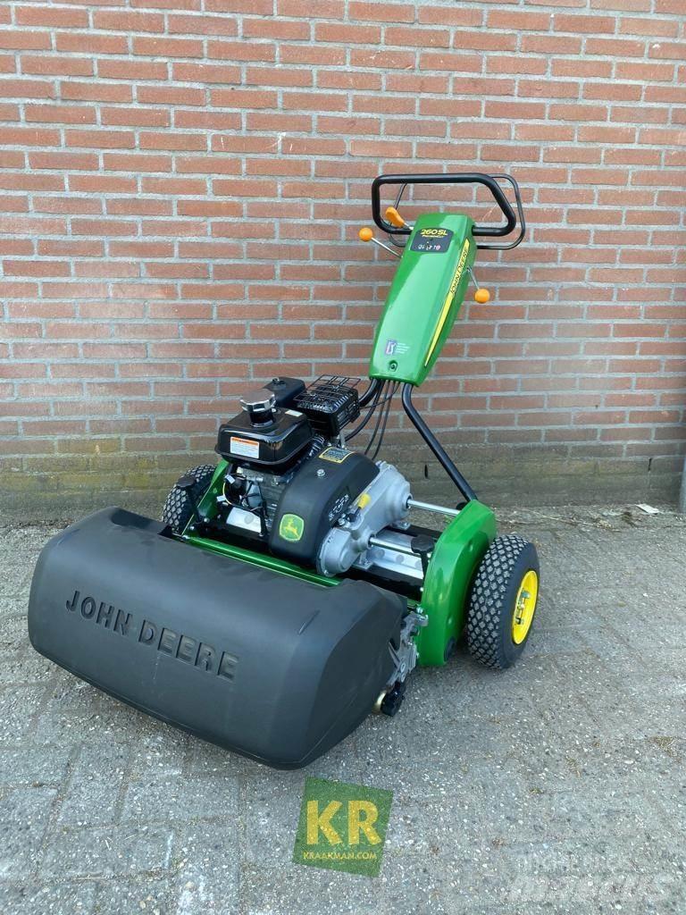 John Deere 260 Kosiarki do muraw