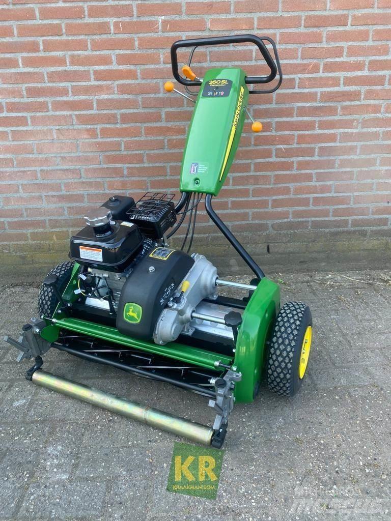 John Deere 260 Kosiarki do muraw
