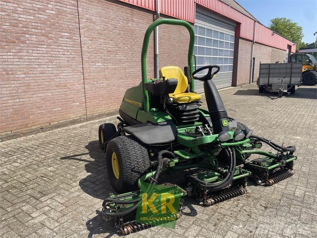 John Deere 8700A Kosiarki do muraw