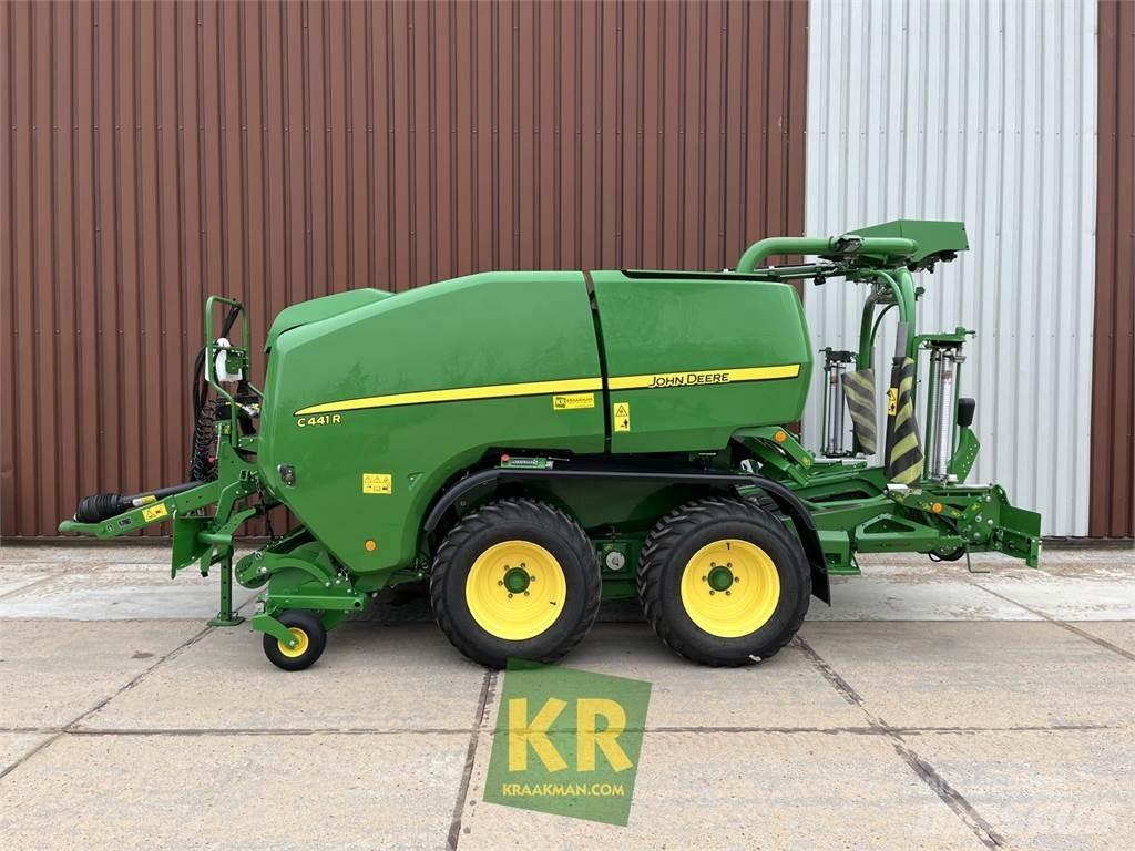 John Deere C441R Prasy zwijające