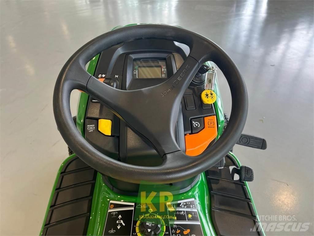 John Deere X380 Kosiarki ogrodowe