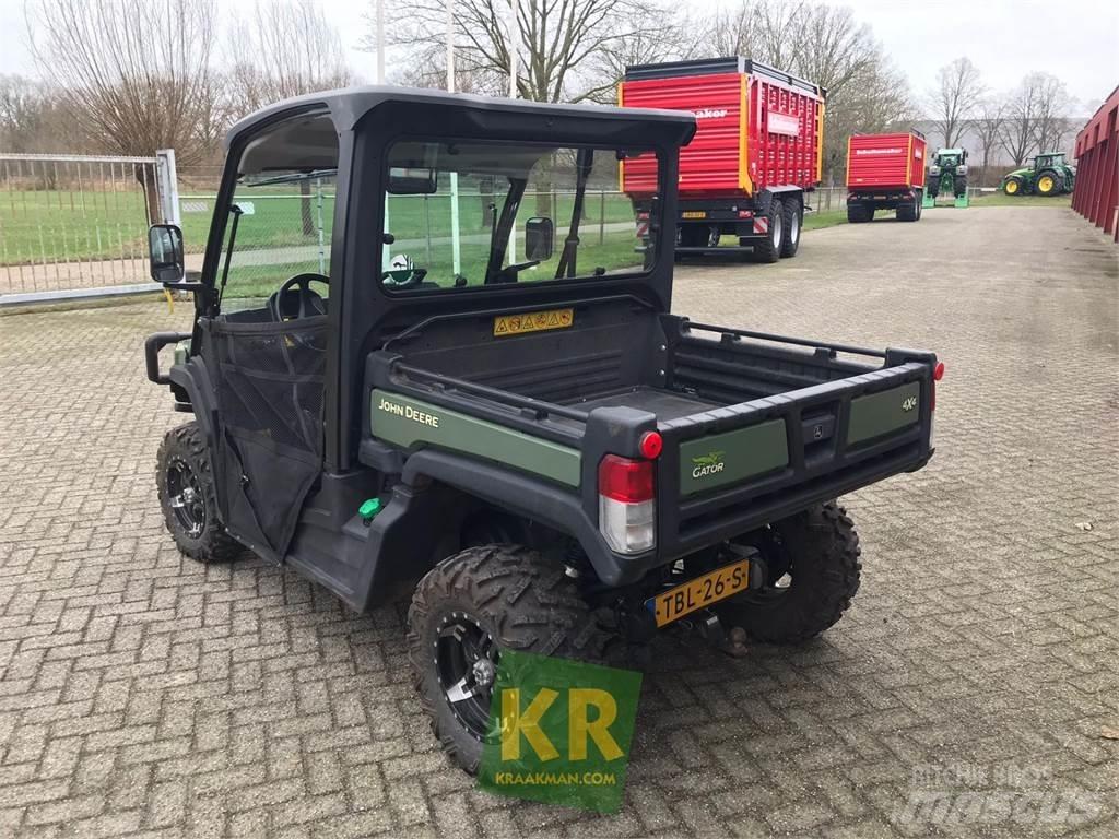 John Deere XUV865M Pojazdy terenowe