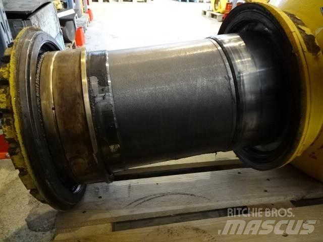 Volvo A40D Drag Ramy i zawieszenie