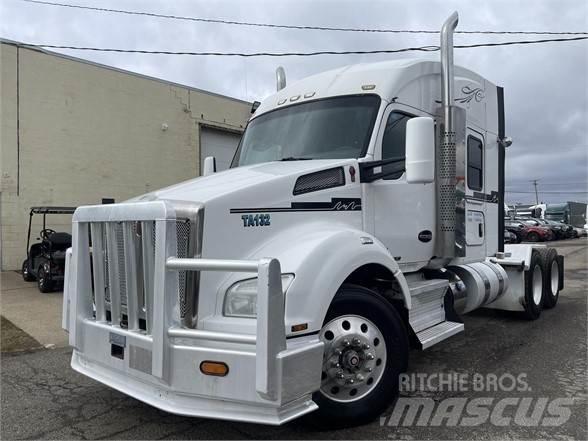Kenworth T880 Ciągniki siodłowe