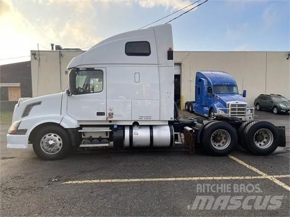 Volvo VNL64T670 Ciągniki siodłowe