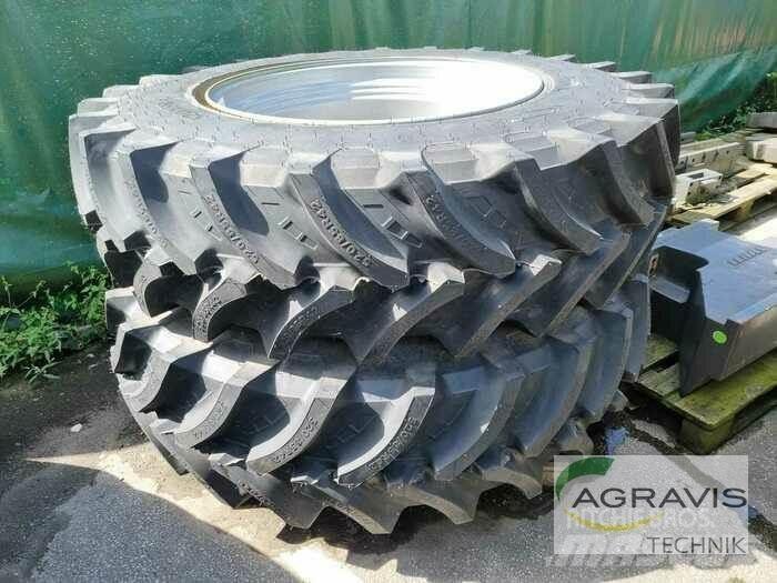  520/85R42 Opony, koła i felgi