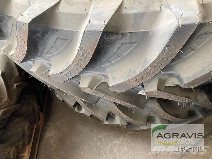  520/85R42 Opony, koła i felgi
