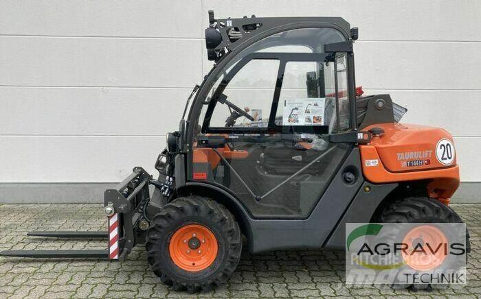 Ausa T144H Ładowarki rolnicze