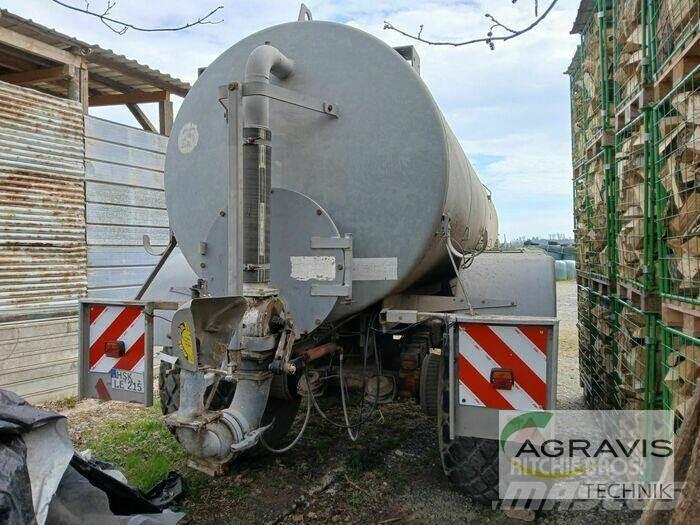 Briri VTTW 15000 Rozrzutnik obornika