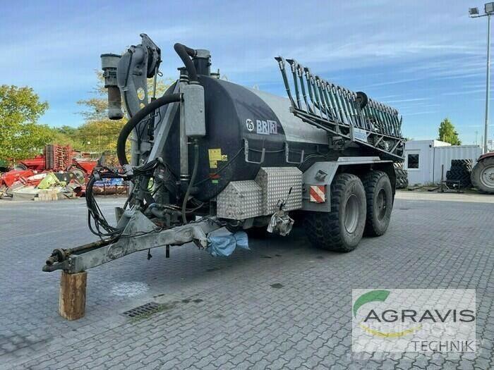 Briri VTTW 19300 Rozrzutnik obornika