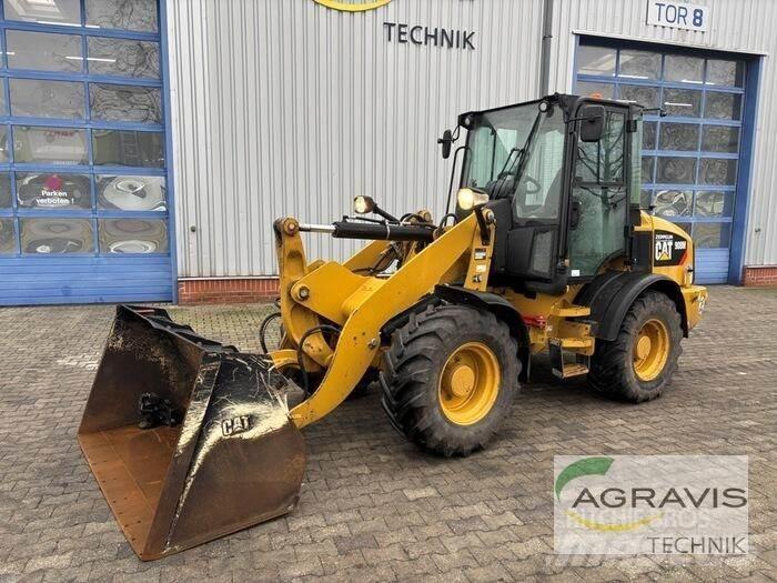 CAT 908 Ładowarki kołowe