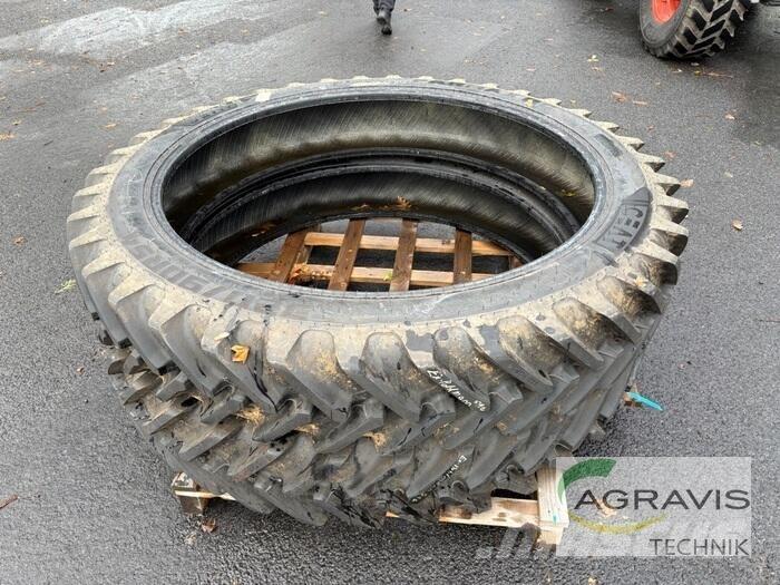 Ceat 320/90R54 Opony, koła i felgi