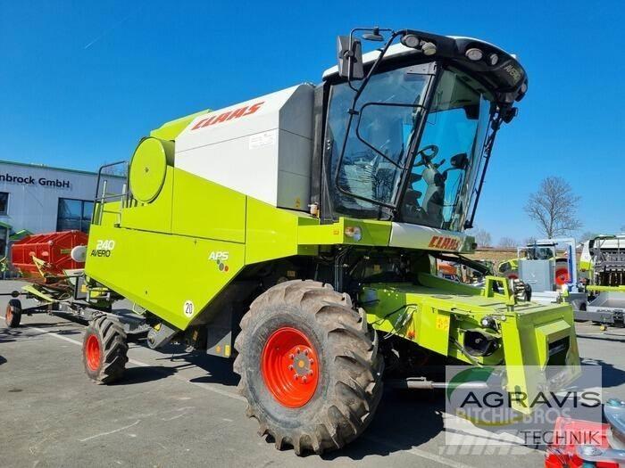 CLAAS AVERO 240 Kombajny zbożowe