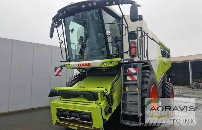 CLAAS LEXION 7500 Kombajny zbożowe