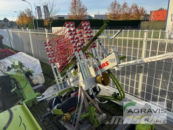 CLAAS LINER 420 Zgrabiarki i przetrząsacze