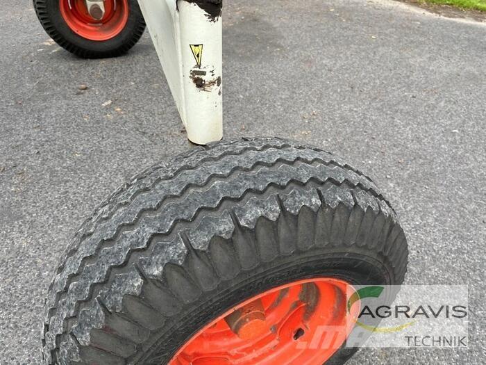 CLAAS LINER 780 L Zgrabiarki i przetrząsacze
