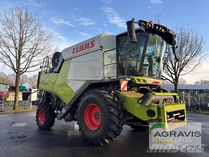 CLAAS TRION 650 Kombajny zbożowe