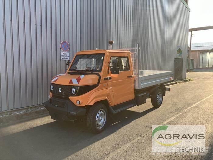Evum MOTORS ACAR XL Samochody osobowe