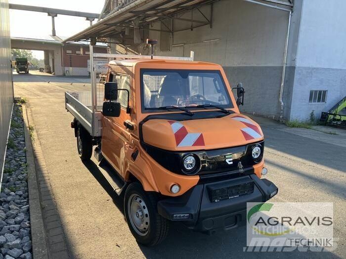 Evum MOTORS ACAR XL Samochody osobowe
