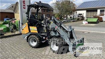 GiANT G2200E Ładowarki kołowe