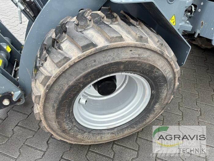 GiANT G2500 HD Ładowarki kołowe