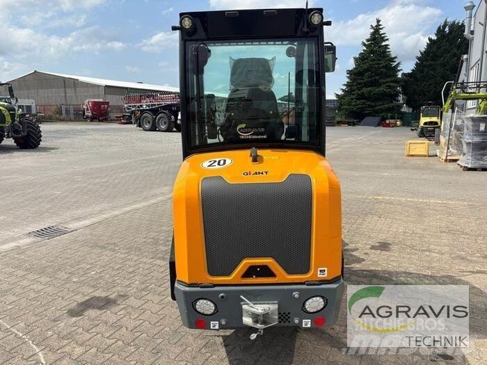 GiANT G2700 E Ładowarki kołowe