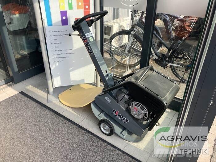 GiANT GPR3558D Maszyny budowlane - Inne