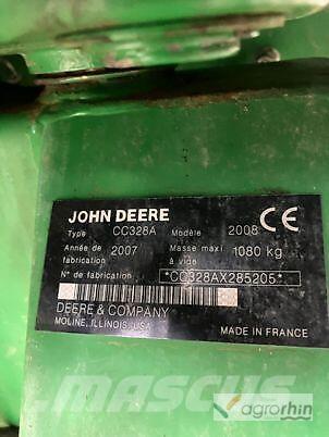John Deere 328 A Kosiarki
