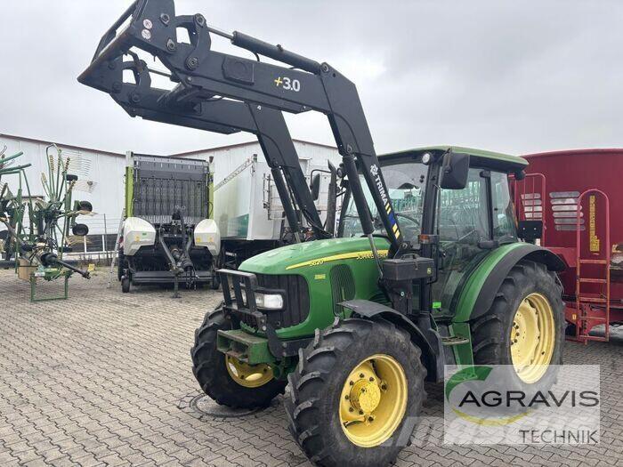 John Deere 5620 Ciągniki rolnicze