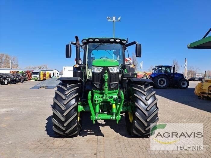 John Deere 6215 R Ciągniki rolnicze