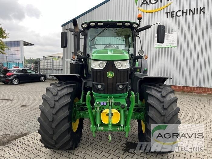 John Deere 6215 R Ciągniki rolnicze