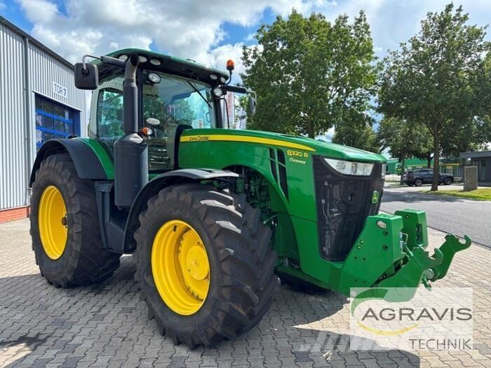 John Deere 8320 R Ciągniki rolnicze
