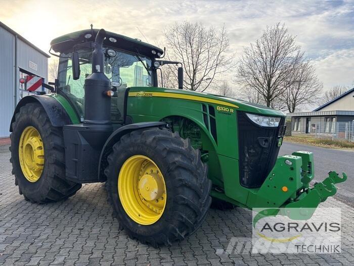 John Deere 8320 R Ciągniki rolnicze