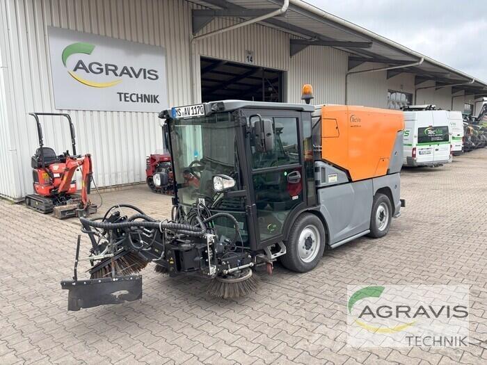 Kärcher MC250 Zamiatarki - Zgarniarki - Odśnieżarki