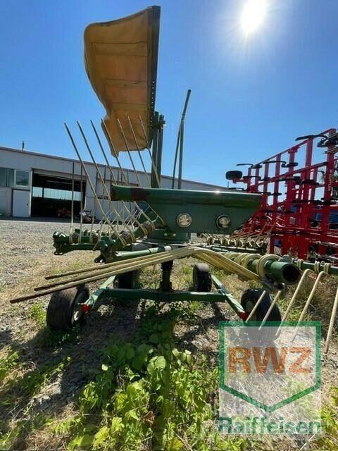 Krone Swadro 38 Zgrabiarki i przetrząsacze