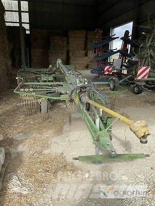 Krone SWADRO 710/26T Zgrabiarki i przetrząsacze