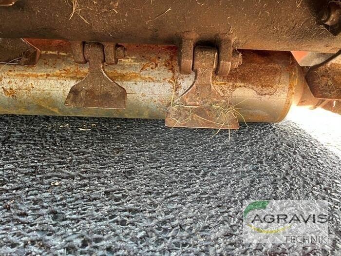 Kuhn BP 28 Kosiarki łąkowe i wykaszarki