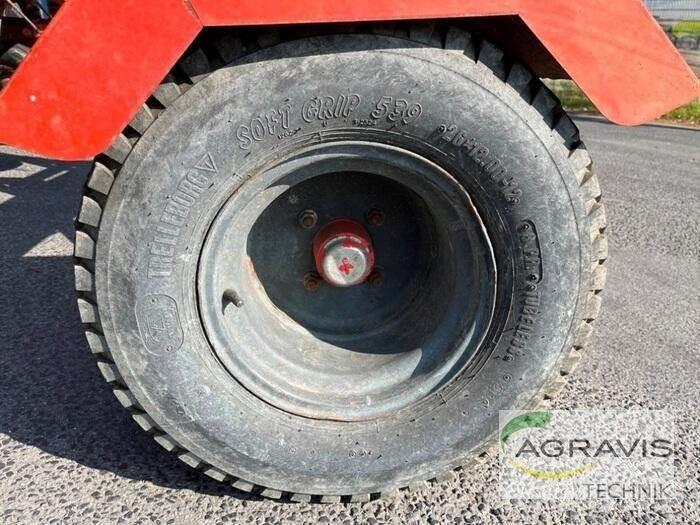 Kuhn GF 10601 TO Zgrabiarki i przetrząsacze